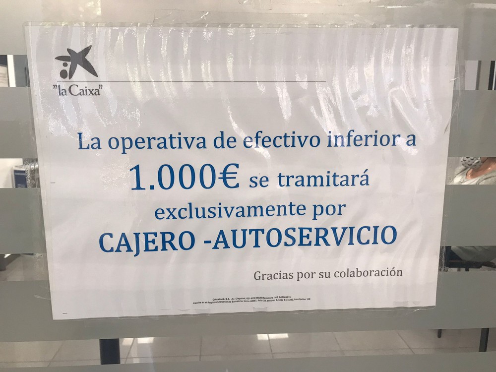 La banca se deshumaniza y cada vez le importa menos los clientes y los empleados