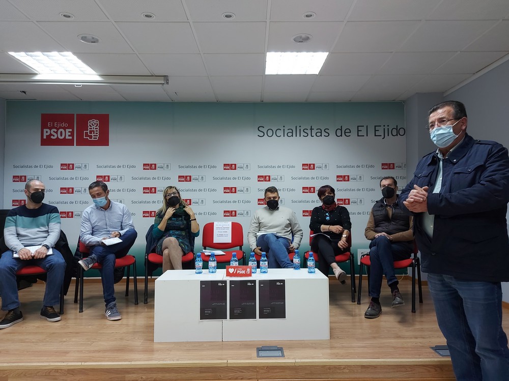 La mesa redonda del PSOE de El Ejido para poner ‘Cerco a la violencia machista’ centra el foco en la necesidad de seguir en la lucha contra esta lacra