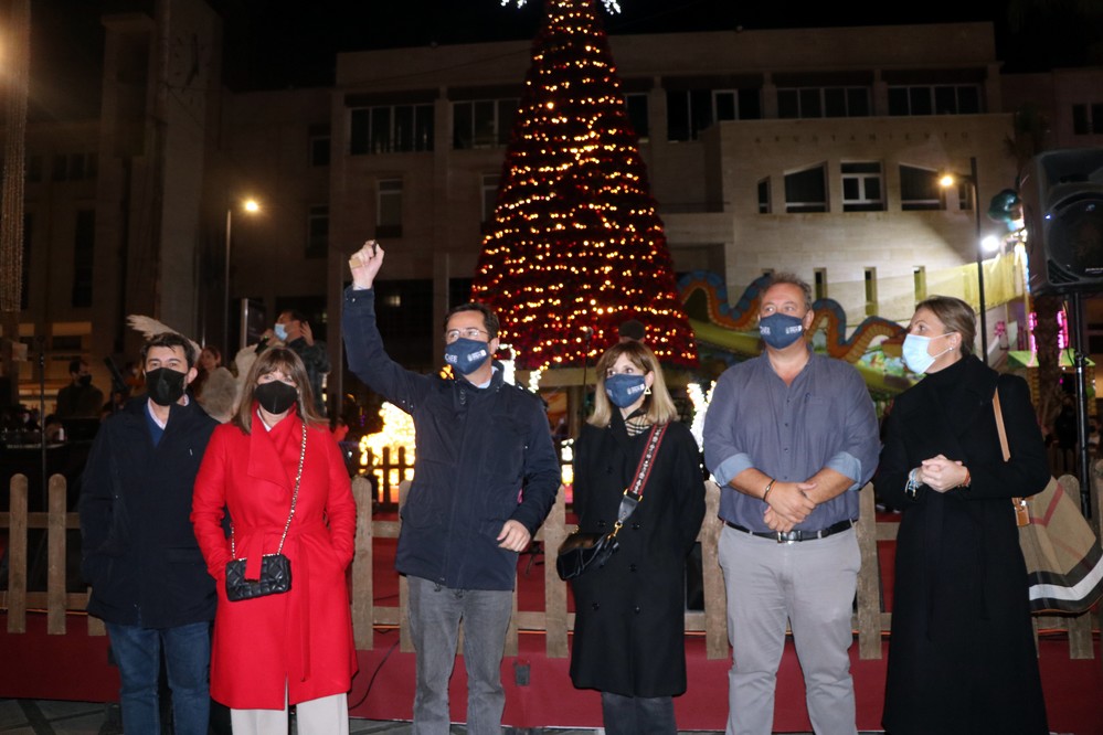 Más de 800.000 puntos LED iluminan esta Navidad las calles y plazas de El Ejido