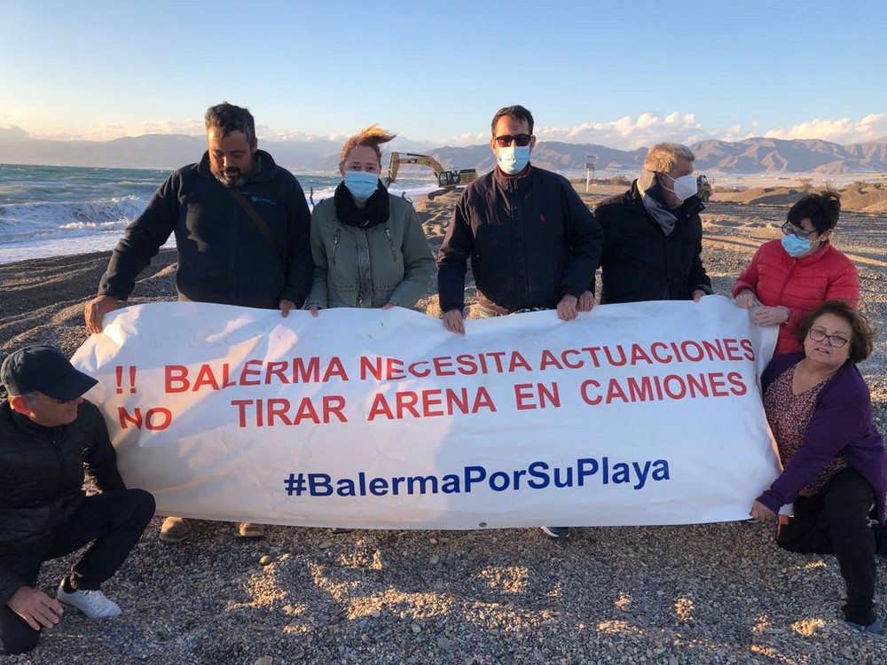 Costas implementó los espigones de Balanegra en 2018 cuando ya tenía conocimiento de la erosión en Las Cuevecillas