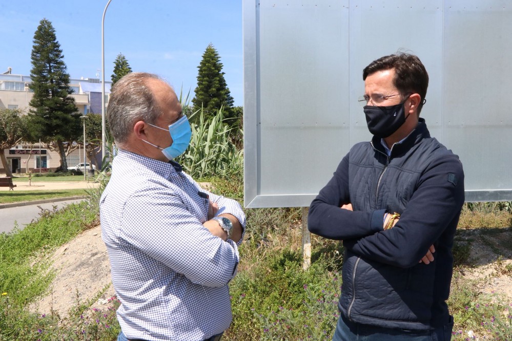 El Gobierno local destinará cerca de 100.000 euros a la adaptación parcial del Mercado de Abastos de Balerma como espacio polivalente en el que preservar la tradición pesquera