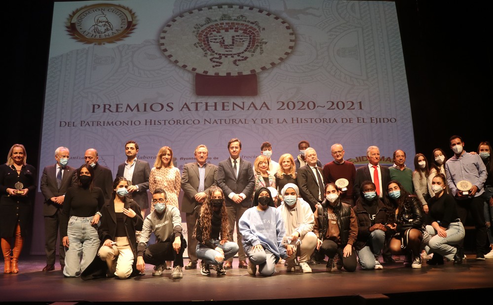 El Teatro Auditorio acoge los Premios Athenaa que ponen de relieve el compromiso y la defensa del Patrimonio Histórico, Natural y de Historia en El Ejido