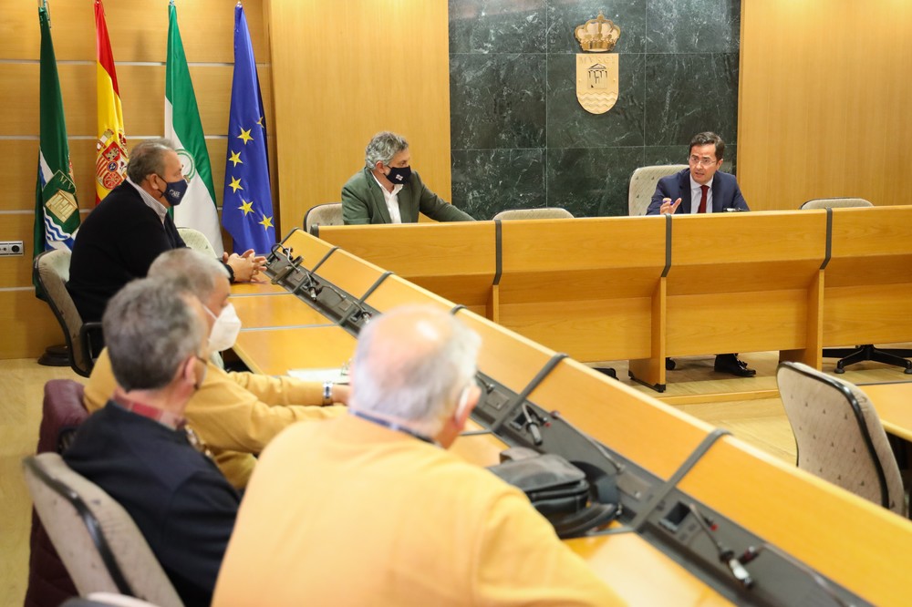 La Junta de Portavoces muestra su respaldo a la manifestación del 17-D convocada por la ‘Mesa de Trabajo para la estabilización de la Playa de Balerma’