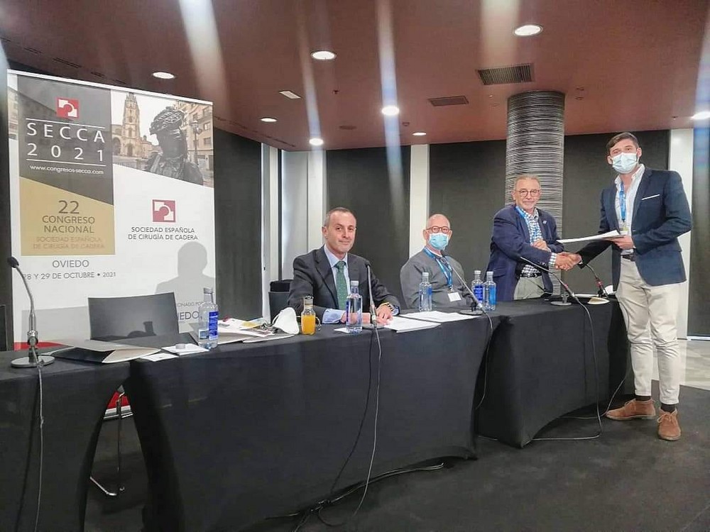 El Hospital de Poniente, galardonado en el  Congreso de la Sociedad Española de Cirugía de  Cadera