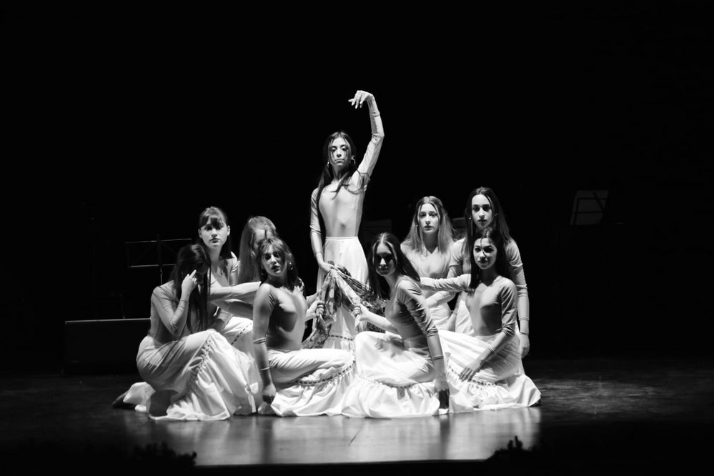 La Asociación de baile abderitana ‘Arte Danza’ celebra la Navidad con un zambombá flamenca