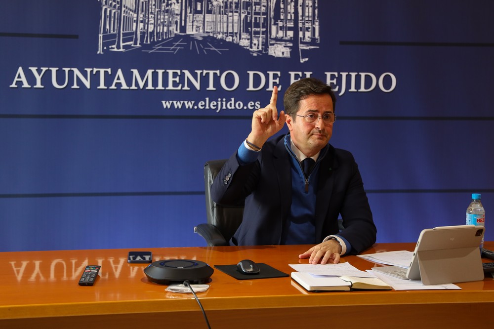 El Pleno exige al Gobierno de España la adopción de medidas de emergencia en el litoral de Balerma