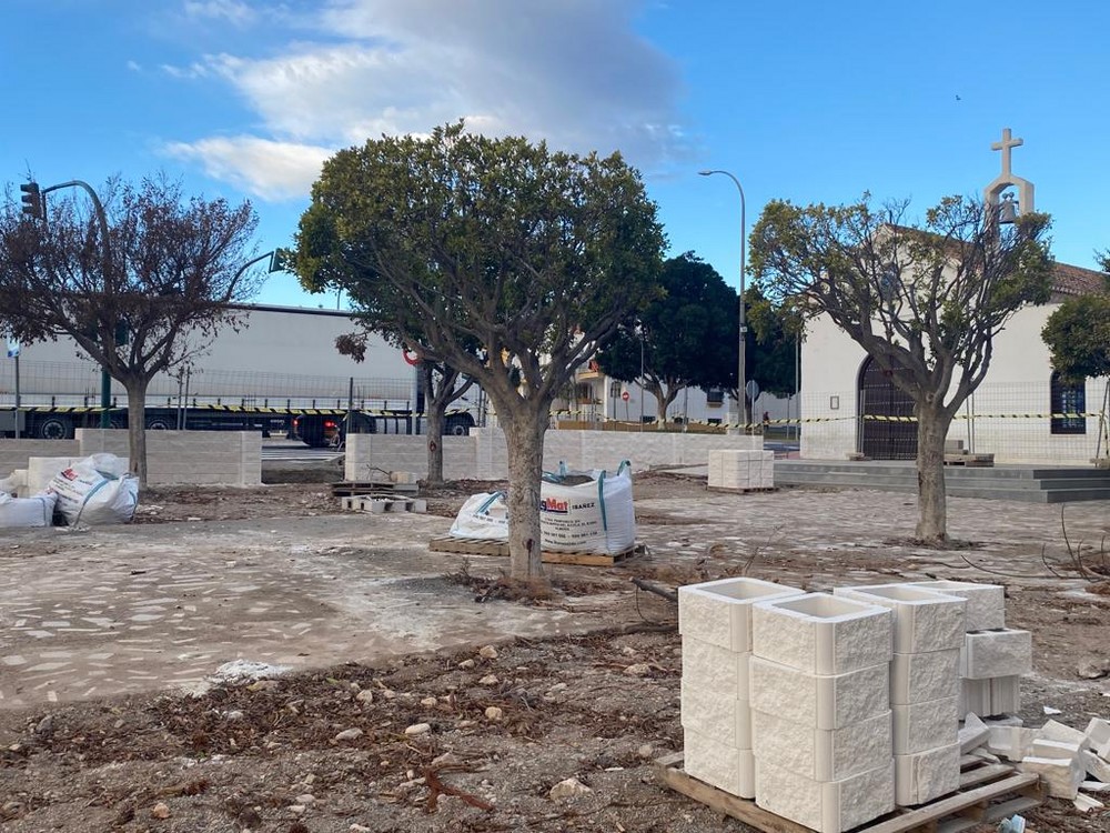 La nueva Plaza de la Iglesia de Pampanico contará con dos áreas de juegos