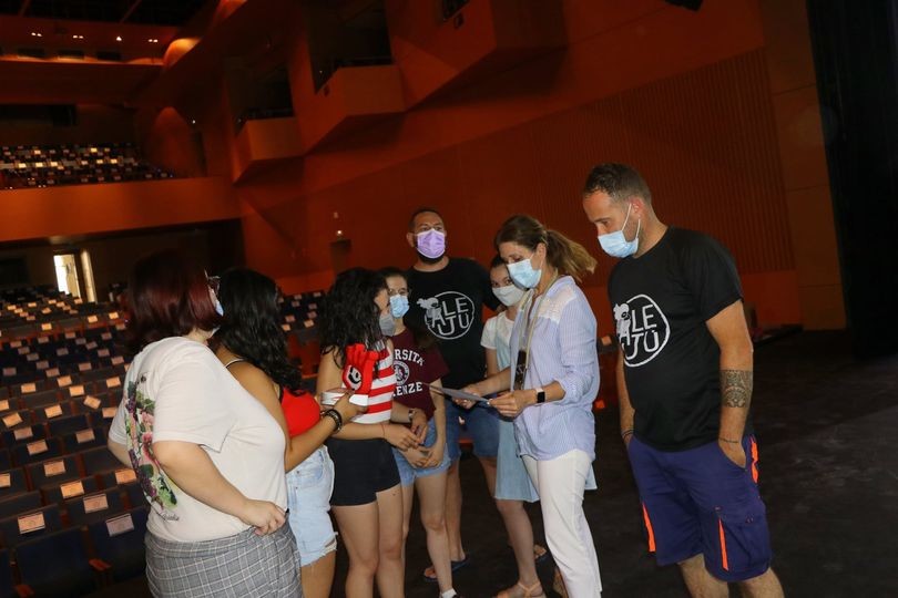 El Ejido refuerza el aprendizaje del Teatro Aficionado con talleres y cursos temáticos impartidos por profesionales
