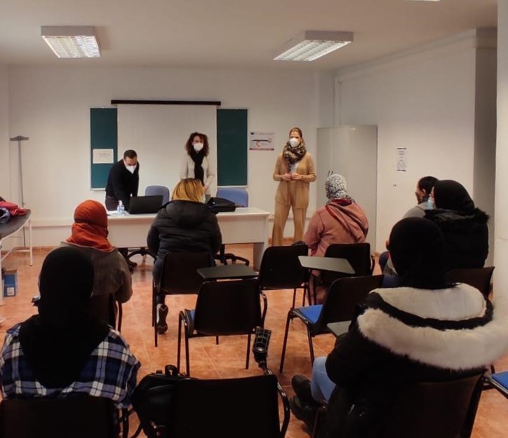 Servicios Sociales de El Ejido impulsa talleres dirigidos a promover la integración