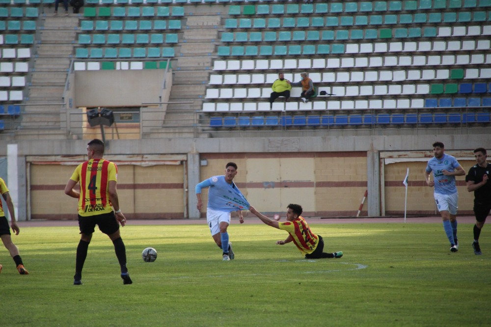 El Polideportivo El Ejido no pasa del empate frente al Socuéllamos