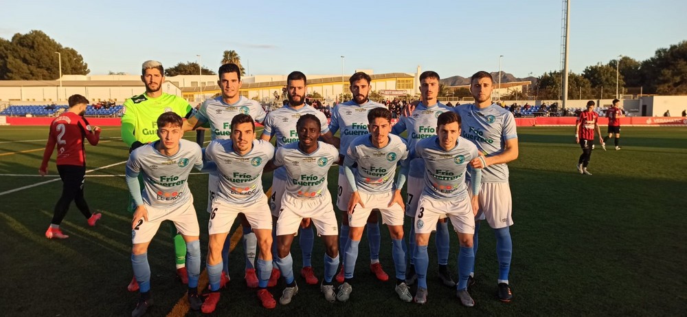 El Polideportivo El Ejido vence con autoridad en Pulpí