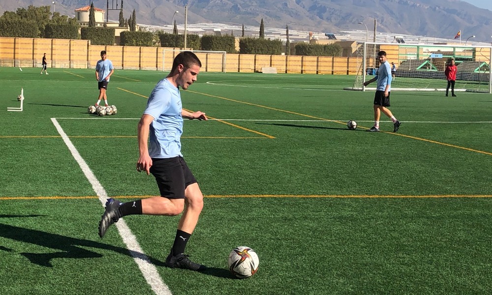 Roberto Chiscano debuta con el Polideportivo El Ejido