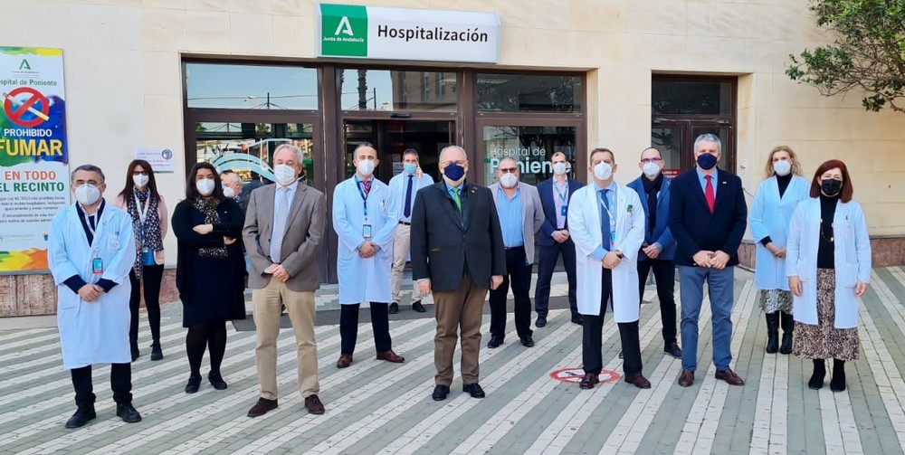 El director gerente del SAS visita el Hospital de Poniente