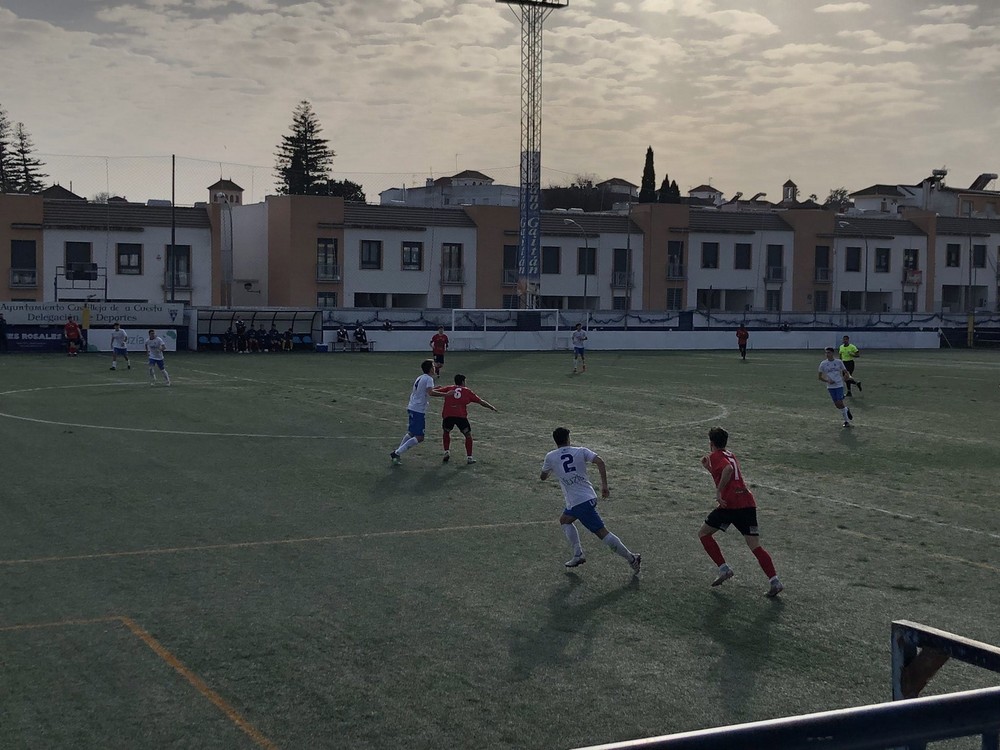 El Juvenil arranca un punto en su visita al Castilleja