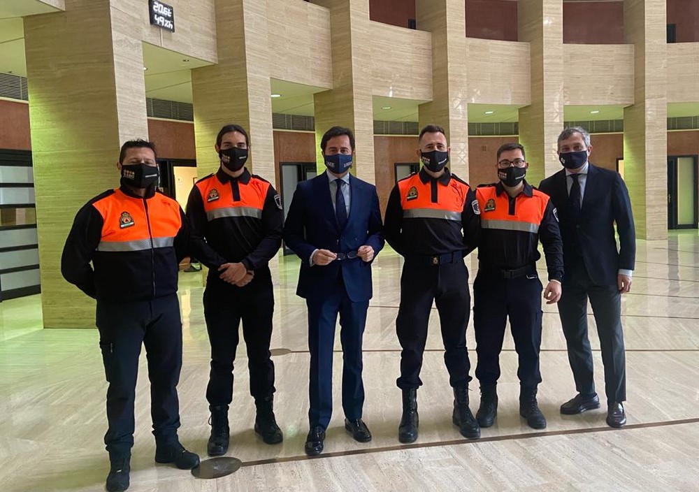 La Agrupación de Voluntarios de Protección Civil de El Ejido recibe la Medalla de Oro al Mérito