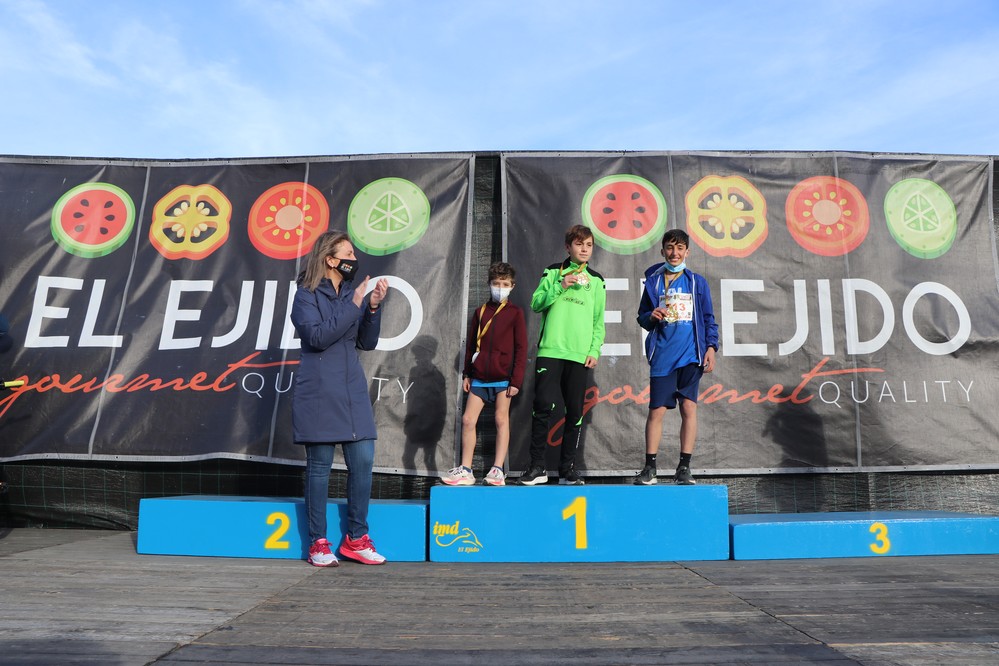 Unos 300 niños participan en las carreras de promoción escolar de la XV Media Maratón ‘Ciudad de las Hortalizas'
