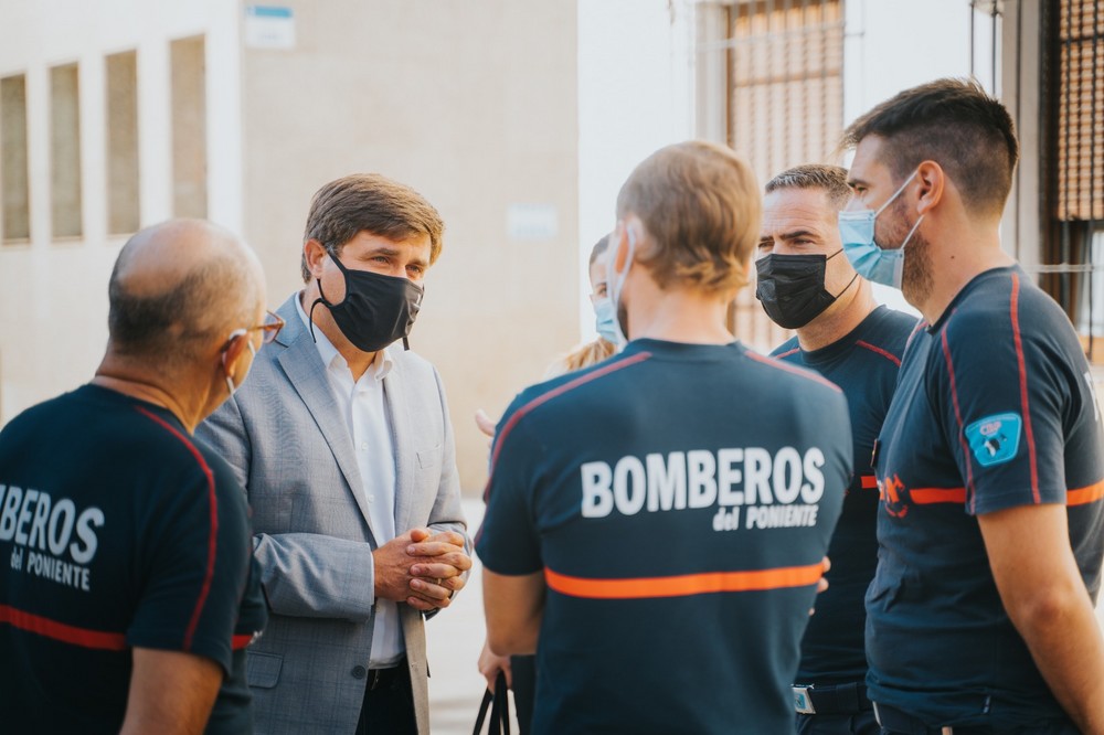 Todo listo para el comienzo de las obras de mejora del parque de bomberos de El Ejido