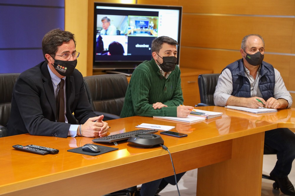 Góngora pide soluciones estructurales para el tramo de Balanegra hasta Piedra del Moro, ante el anuncio de Costas de la redacción de dos estudios del litoral de Balerma