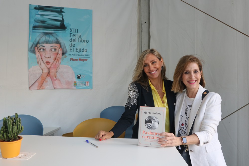 Marta Robles presenta su último libro ‘Pasiones Carnales’ y mantuvo un encuentro literario con sus lectores