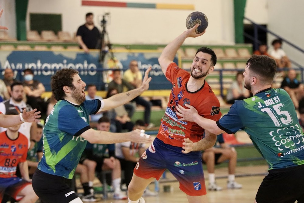 Empate ‘taquicárdico’ del CBM Cantera Sur Bahía de Almería contra BM Corazonistas (30-30)