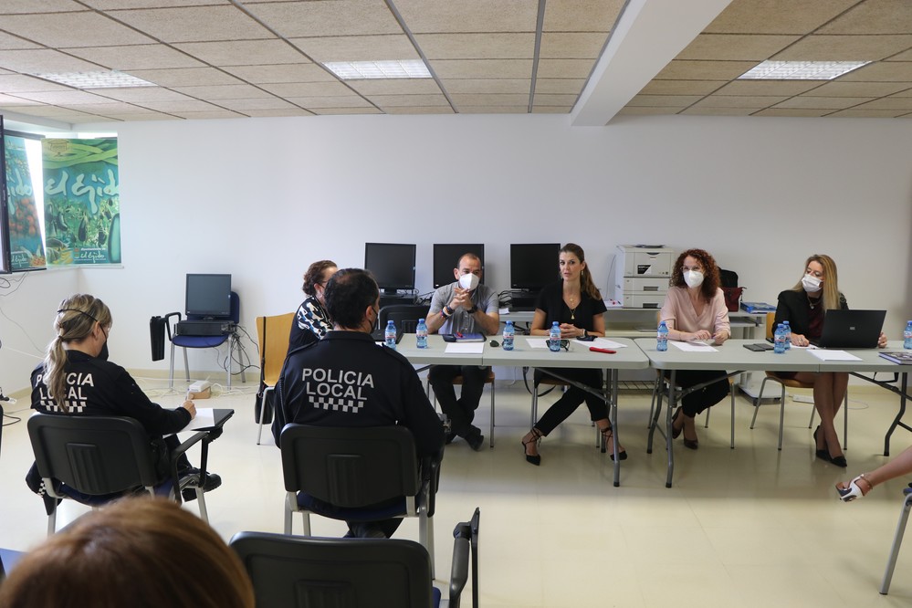 Se reúne la Comisión de Absentismo Escolar de El Ejido