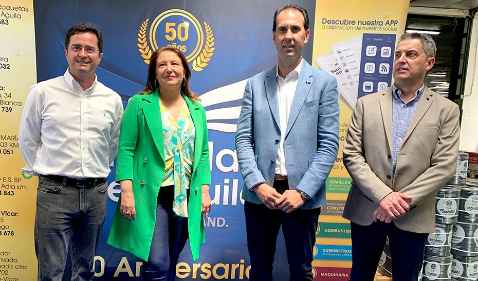 Carmen Crespo visita a la cooperativa Santa María del Águila en su 50 aniversario