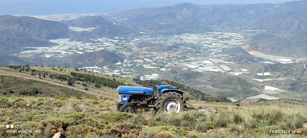 Berja impulsa un nuevo sendero con un recorrido único para descubrir la Sierra de Gádor