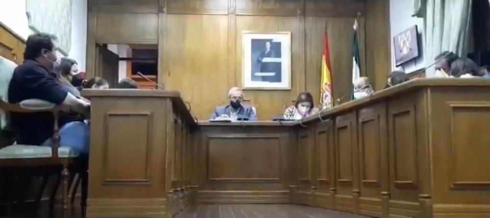 El Gobierno de Dalías aprobó el cambio de contenedores siguiendo un procedimiento 'incorrecto'