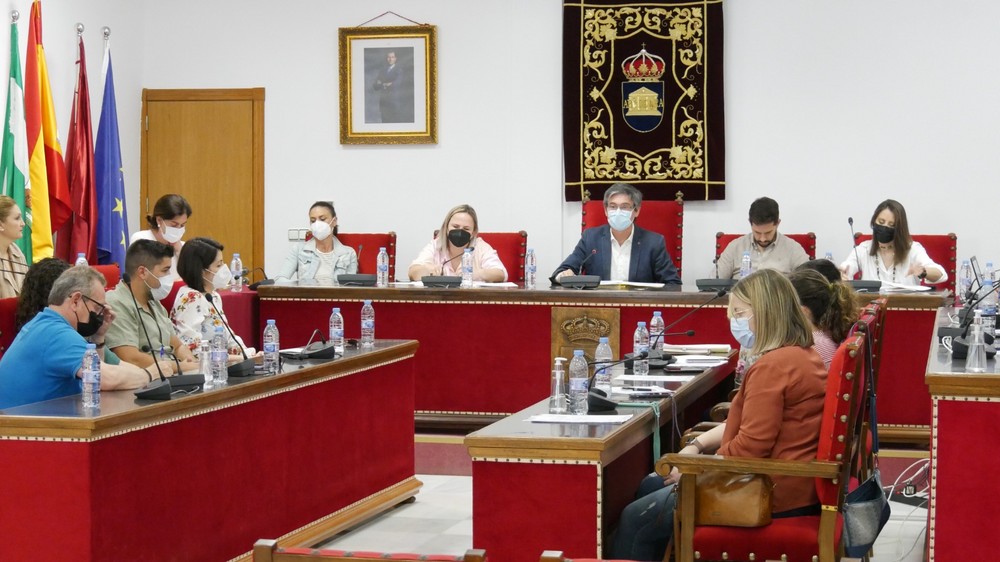 El Ayuntamiento de Adra prorroga el contrato de gestión de la Residencia Municipal con CLECE