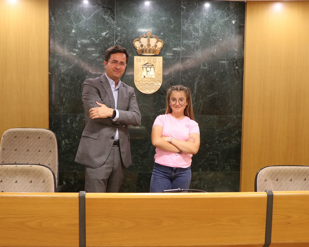 Cristina Viñolo Ruiz se convierte en ‘Alcaldesa por un día’ de Santa María del Águila