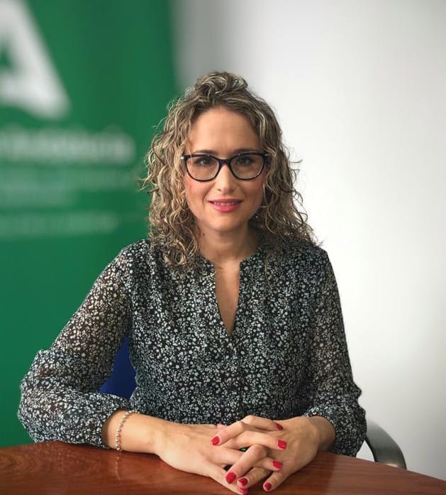 La ejidense y candidata de Ciudadanos, Rosa Maldonado, arremete contra Macarena Olona (VOX) por sus palabras sobre El Ejido