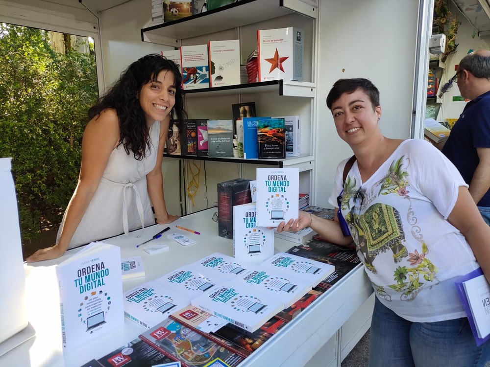 Varios escritores del Poniente, presentes en la Feria del Libro de Madrid