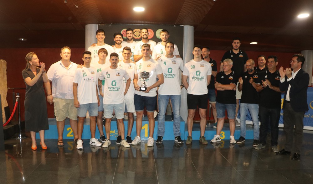 El IMD clausura la Liga de Adultos con cerca de 400 participantes y 29 equipos