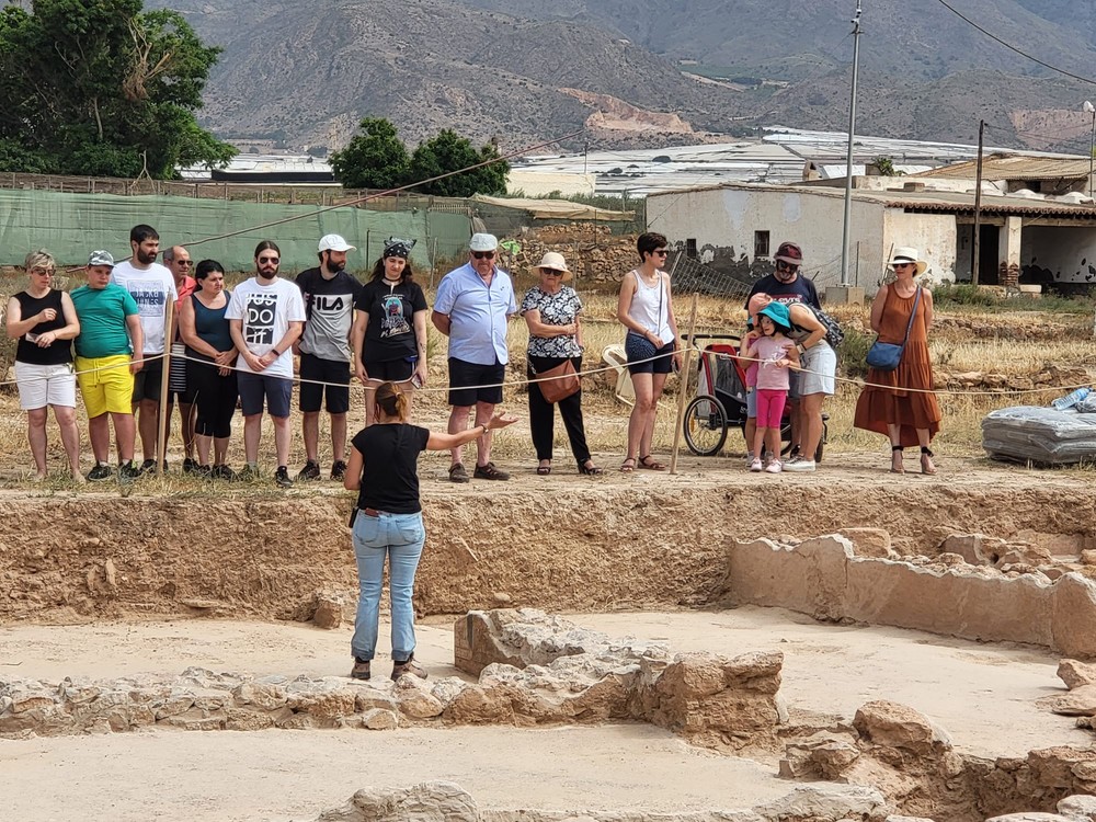 El Ejido se suma a las Jornadas Europeas de Arqueología con una visita guiada por Ciavieja