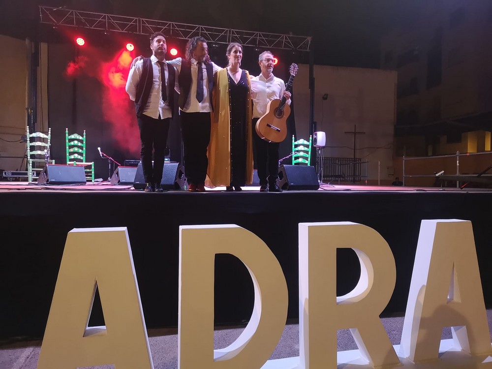 Argentina sorprende al público abderitano con su voz y su espectáculo ‘Flamenco por Cantaora’