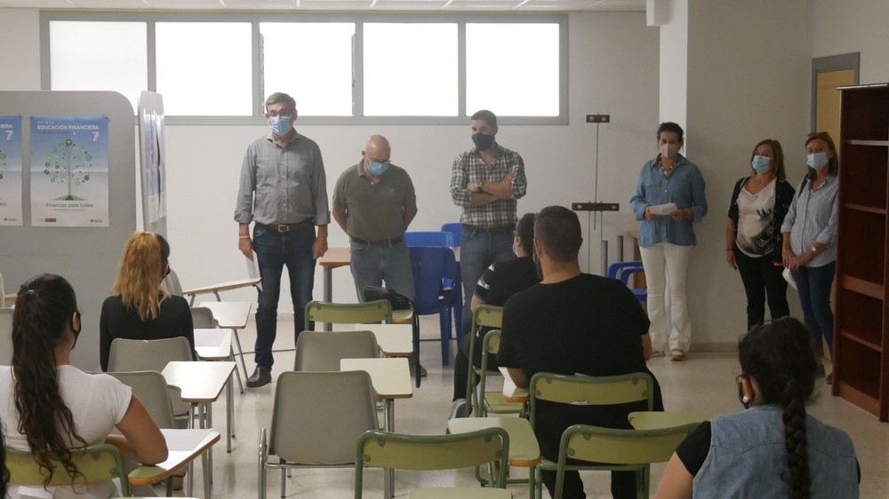 Ayuntamiento de Adra contratará 43 jóvenes menores de 30 años a través del plan Joven Ahora