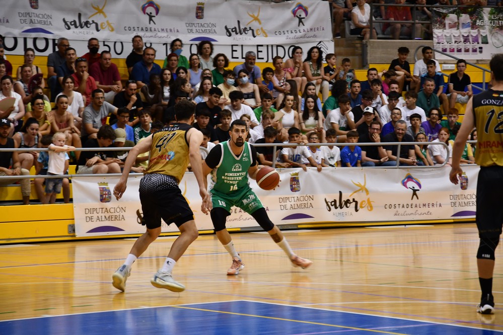 El Pabellón Municipal acoge la 'Almerimar Basketball Summer League'