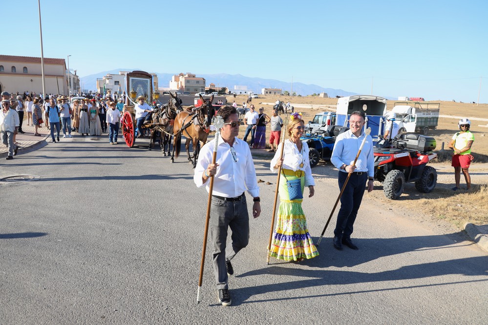 La VII Romería-Convivencia de Guardias Viejas vuelve a convertirse en una cita que conjuga devoción y tradición popular para venerar a la Virgen del Rocío