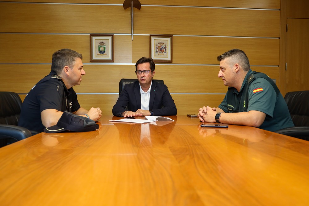 Ayuntamiento y Secretaría de Estado firman un convenio para reforzar la colaboración entre Guardia Civil y Policía Local en  seguridad ciudadana