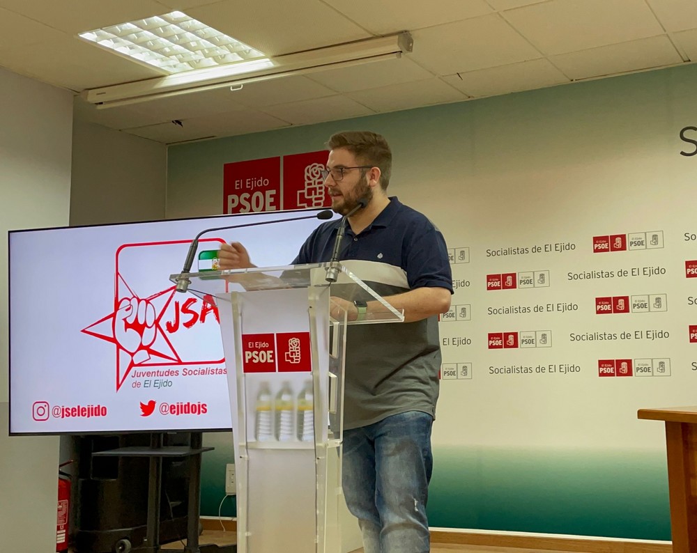 Juventudes Socialistas de El Ejido reclama al Ayuntamiento la creación de un programa cultural dirigido a los jóvenes del municipio
