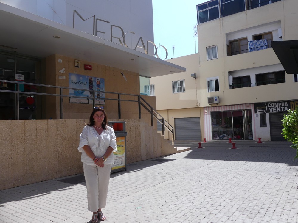 Gómez: “El Ayuntamiento debe realizar de manera prioritaria las inversiones necesarias para la mejora de los mercados de abastos”