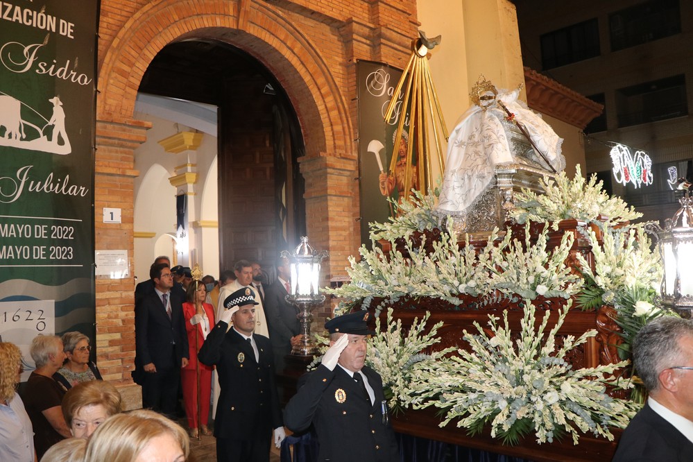 La procesión de la Divina Infantita pone el cierre a los actos religiosos en honor a la Patrona de El Ejido y de su Policía Local