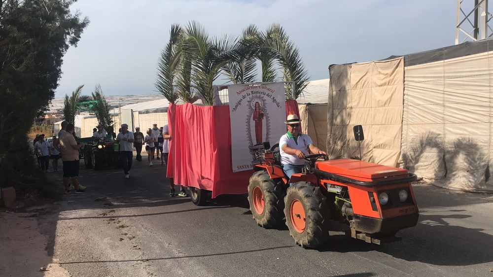 Santa María del Águila celebra una nueva Romería al Águila con peregrinos, carruajes y caballos