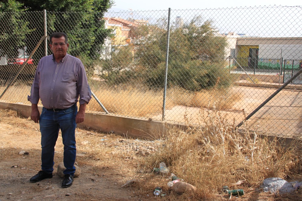 El PSOE denuncia 'la dejadez' del Gobierno local por 'hacer caso omiso' a las quejas de la AMPA del CEIP Tierno Galván