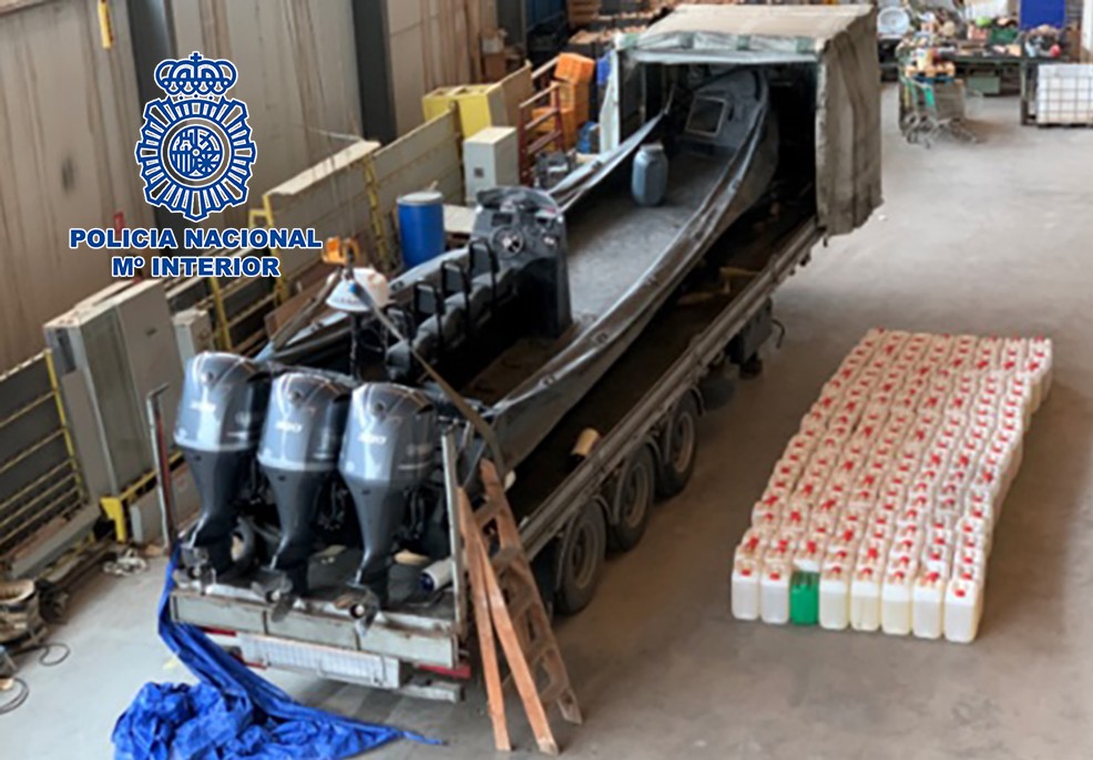 Detenidos en El Ejido dos miembros de una banda dedicada a la preparación de narcolanchas