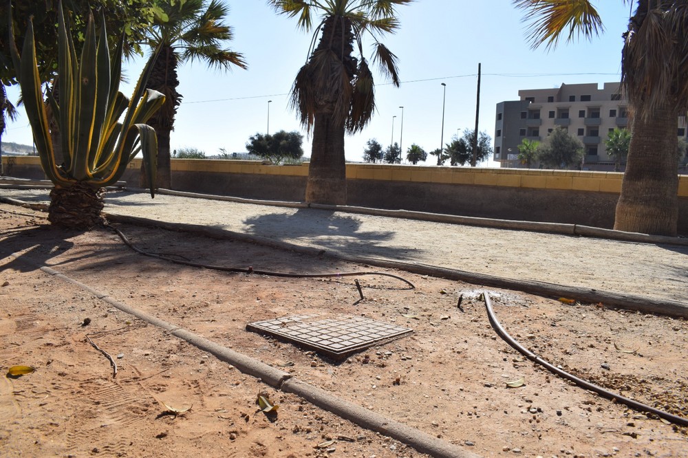 VOX pide que se acondicione el campo de petanca del Paseo Marítimo de Balerma que presenta “un estado lamentable “