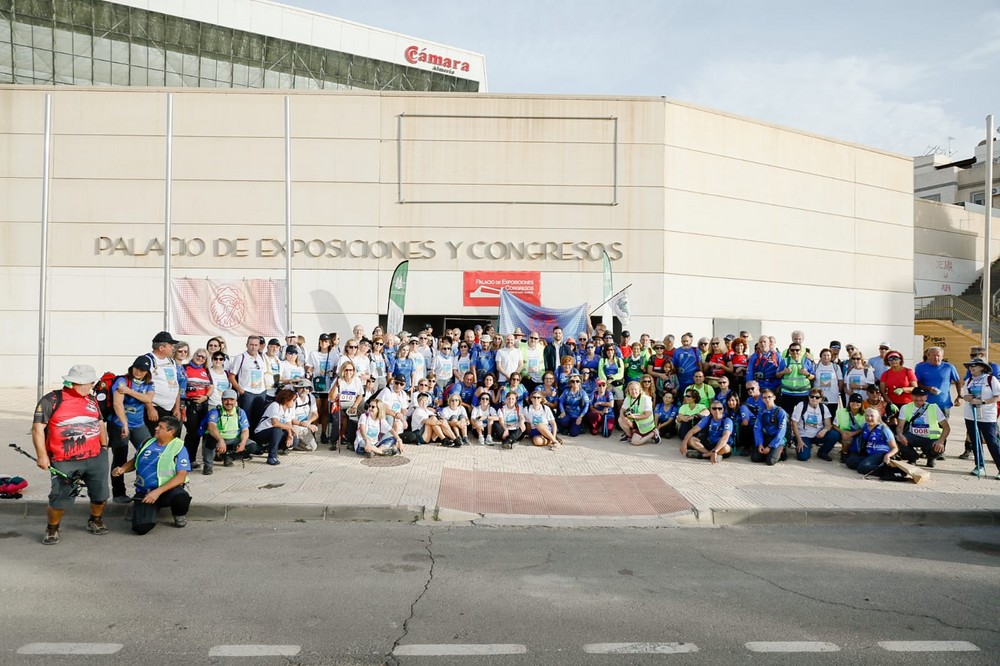 Centenares de participantes asisten al VII Encuentro de Clubes de Montaña de Almería