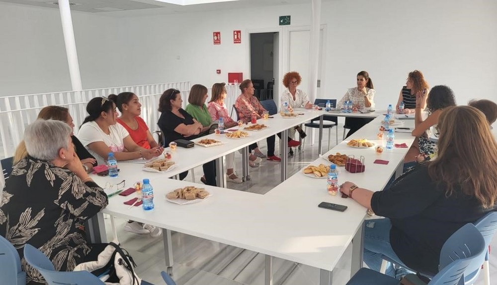 Reunión de coordinación entre Ayuntamiento y asociaciones de mujeres para impulsar acciones en materia de igualdad