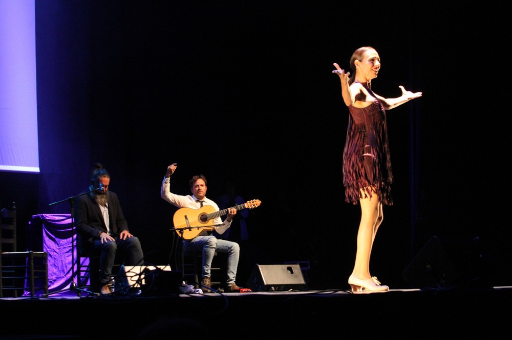  El baile y la música se unen a la lucha contra la fibromialgia en el V Festival de la Variedad de Alfiel