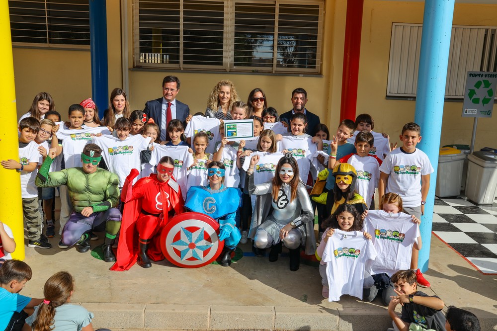 El CEIP Loma de Santo Domingo, ganador de la campaña de concienciación escolar ‘Aprende a reciclar'